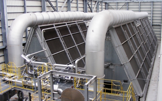 空冷式蒸気復水器（復水タービン用）の画像