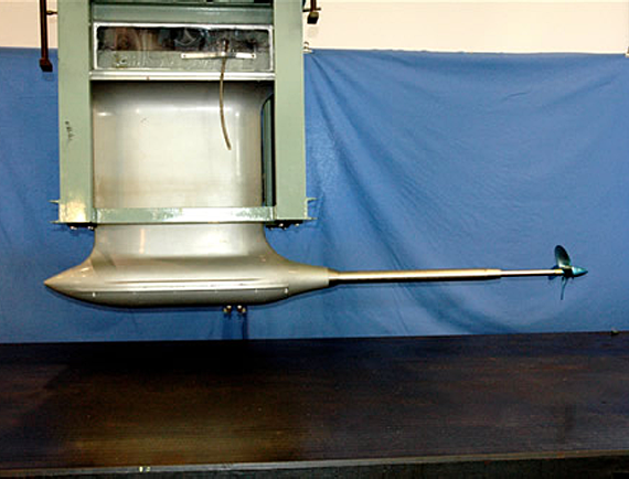 推進器単独試験機（Propeller Open water Test device）