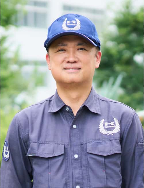 サービス部保安・警備業務の先輩社員の写真