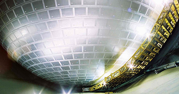 LNGタンク防熱工事用回転足場