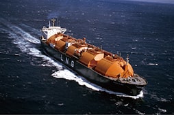 128,600m3 LNG船（Golar Spirit 号）