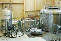 日本原子力研究所殿 超電導コイル試験用 超臨界圧ヘリウム発生装置 LHeタンク （20,000L）