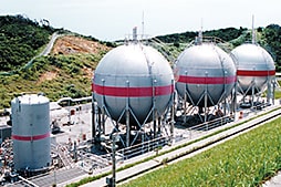 NASDA殿/種子島 H-ⅡA射点設備 LH2タンク （540m3）増設