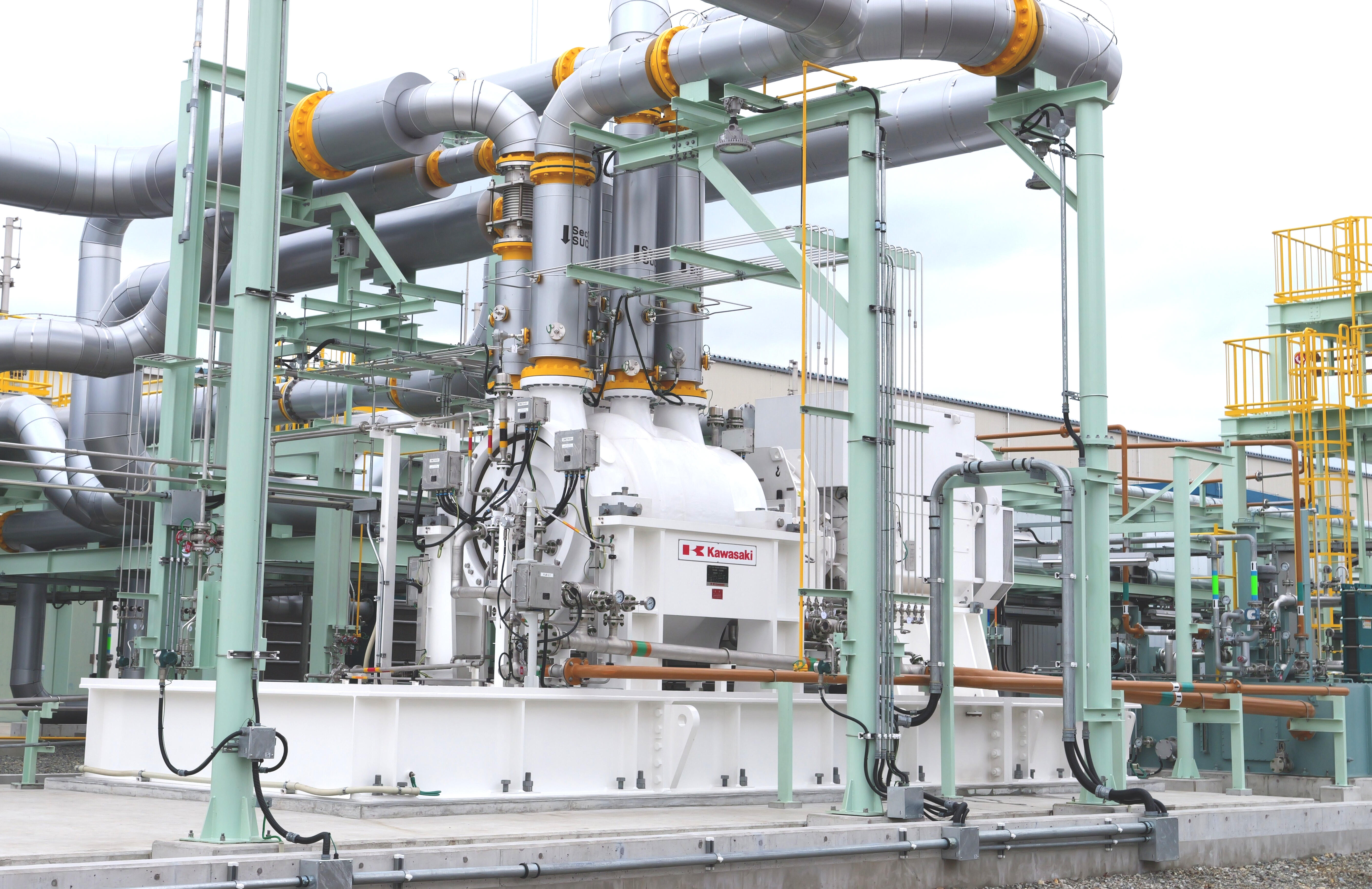 遠心式水素圧縮機の実証設備